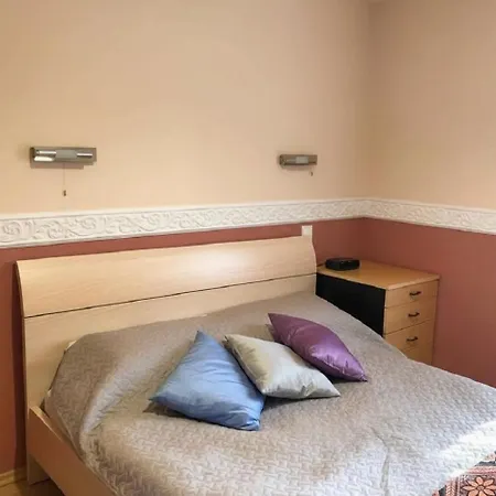 Centre, 2r Apart,free Parking,wifi Lägenhet