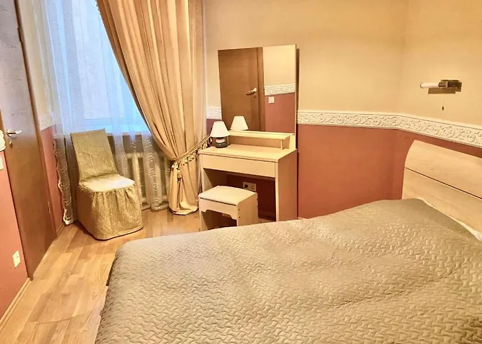 Centre, 2r Apart,free Parking,wifi